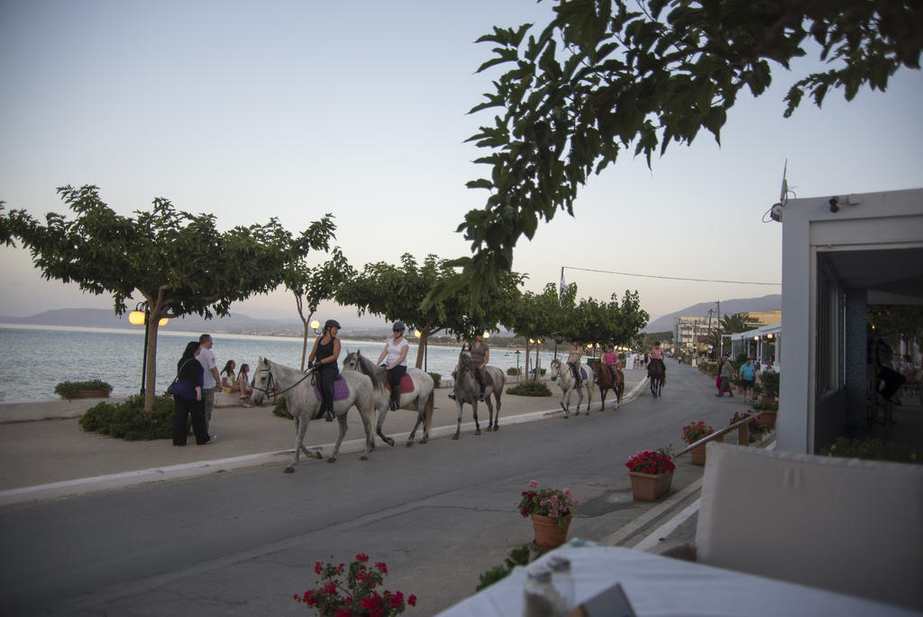 Corissia Beach Hotel Georgioupoli Buitenkant foto