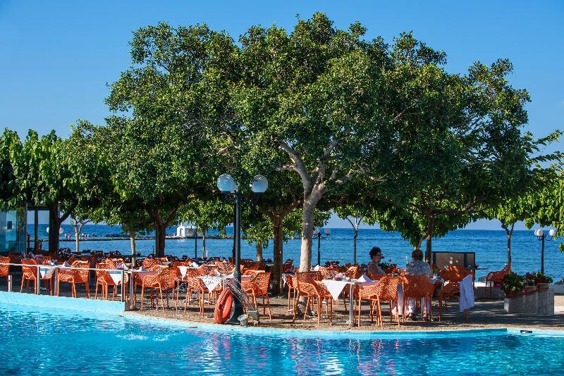 Corissia Beach Hotel Georgioupoli Buitenkant foto